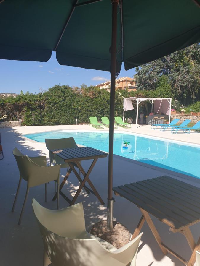 Villa Flore - Penthouse - Apartment In Villa Casteldaccia Eksteriør billede